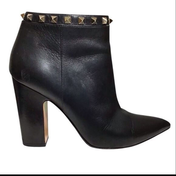 VALENTINO GARAVANI Black Calfskin Rockstud 100mm Ankle Boots Size 40
